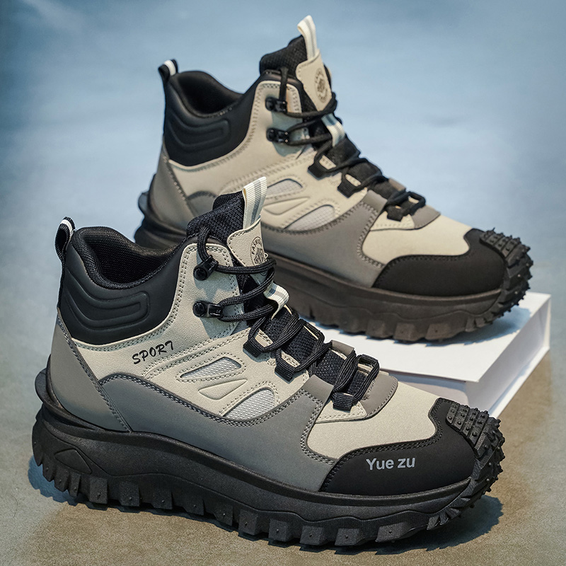 Stivali alti da uomo, con fode - Outdoor Adventure For Adults recensione e prezzo